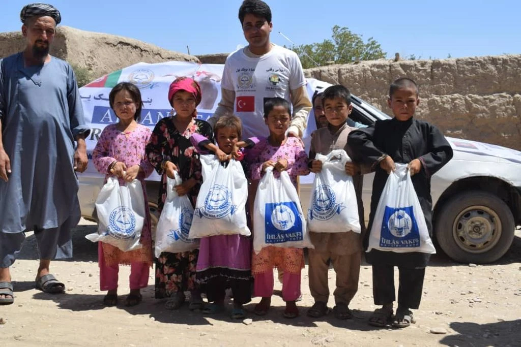 İhlas Vakfı bu bayram da kurbanları ihtiyaç sahiplerine ulaştırdı